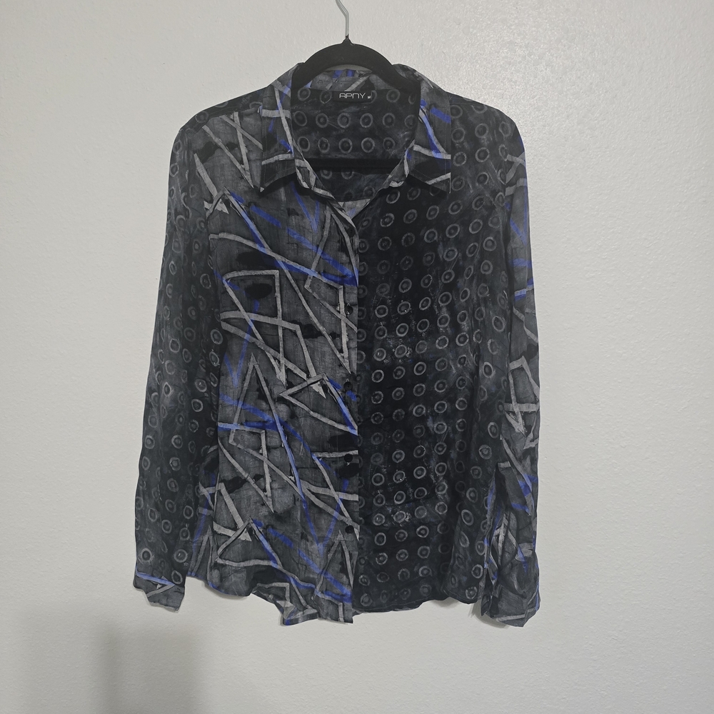 Women Geometric Patterned Button Down Shirt - Black and Blue